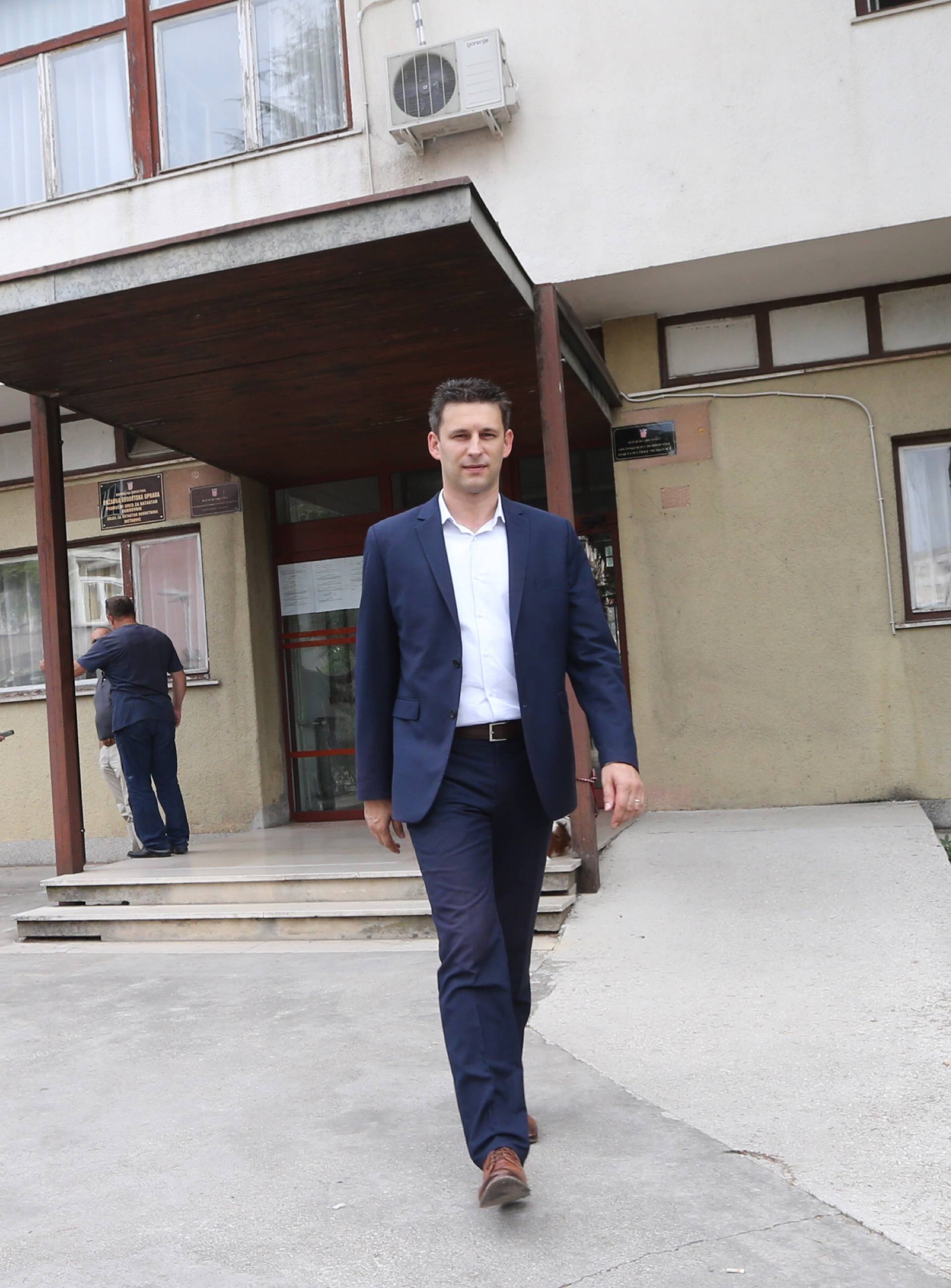 Petrov nakon glasovanja: Dajte glas za budućnost Hrvatske