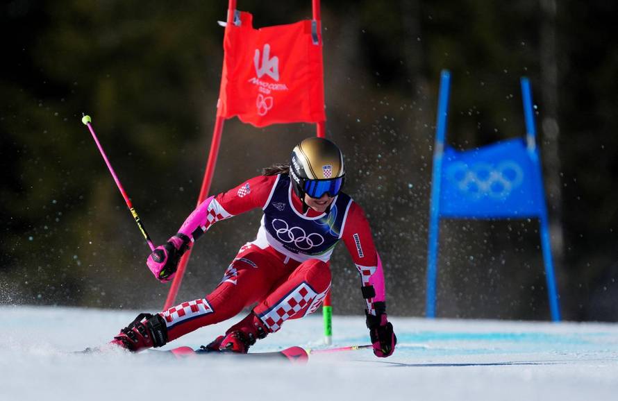Alpine Skiing - Women's Giant Slalom Run 2