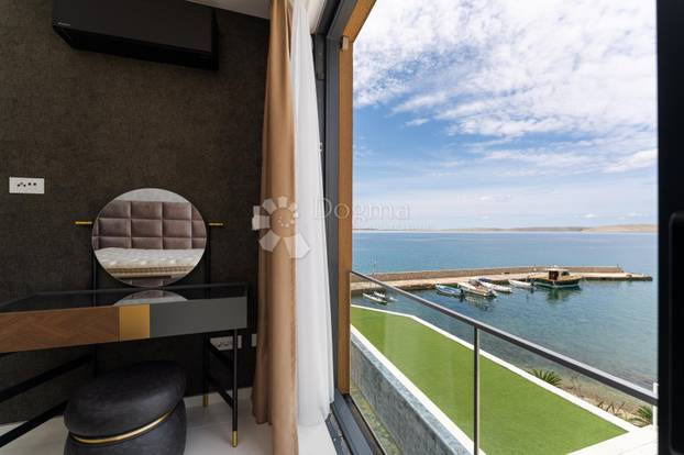 FOTO Pogledajte James Bond vilu u Ražancu! Prodaje se, a oglas je teško prepričati...