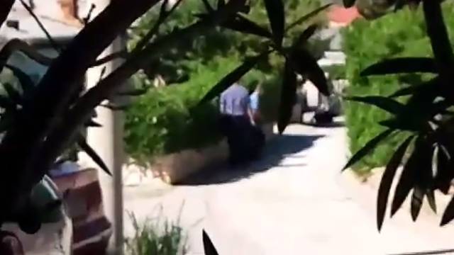 Ekskluzivni video drame na Rabu: Napadač pucao po ulici