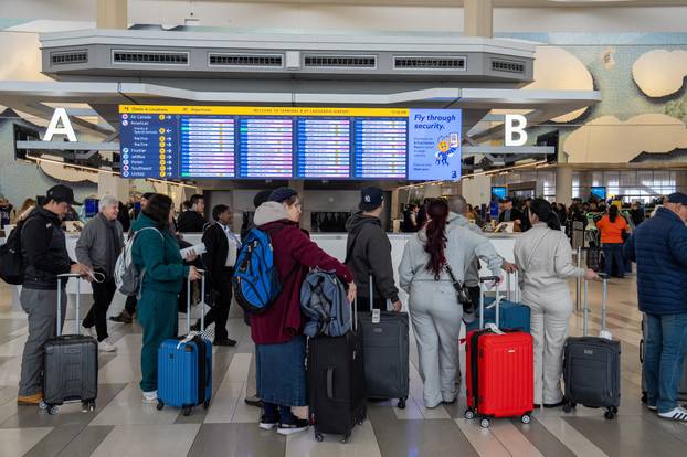 Major winter storm spreads across a large swath of the United States