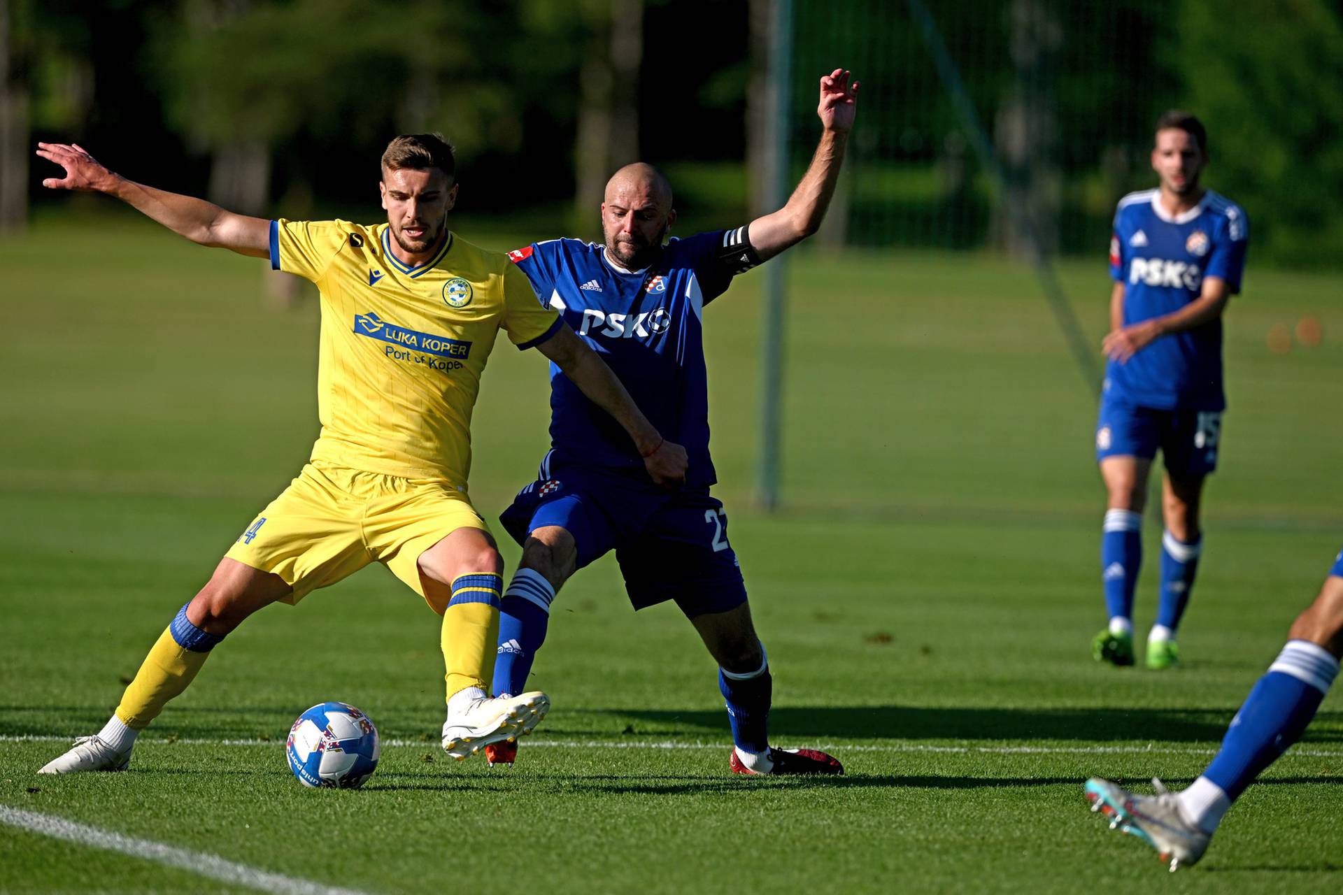 Kranj: FC Koper i GNK Dinamo odigrali prijateljsku utakmicu