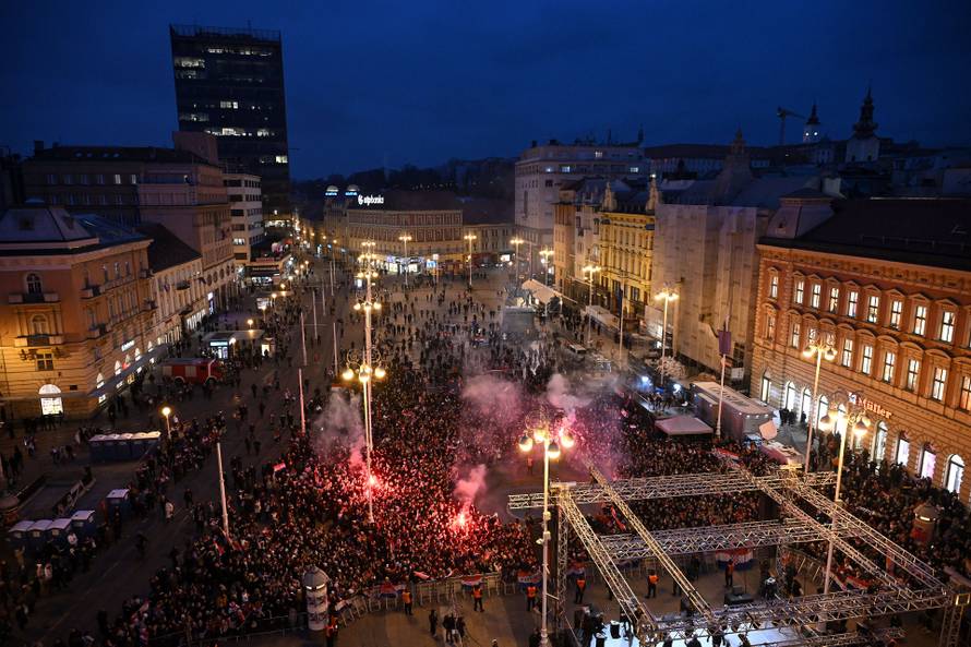 Zagreb: Docek broncanih rukometasa