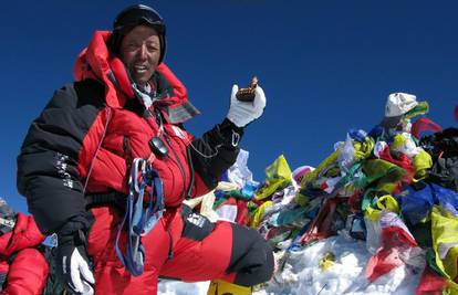 Rekord: Po 20. put popeo se na najviši vrh Himalaje