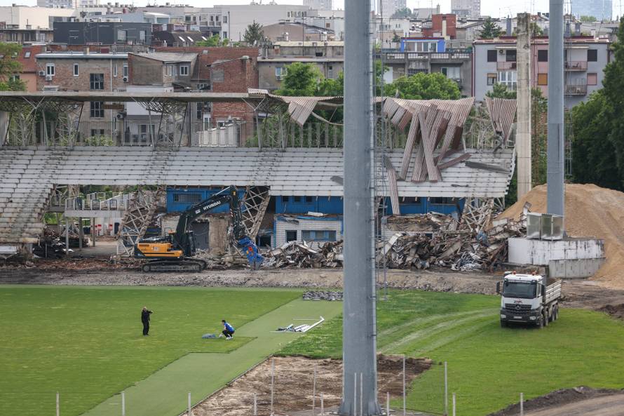 Zagreb: Početak rušenja zapadne tribine stadiona u Kranjčevićevoj