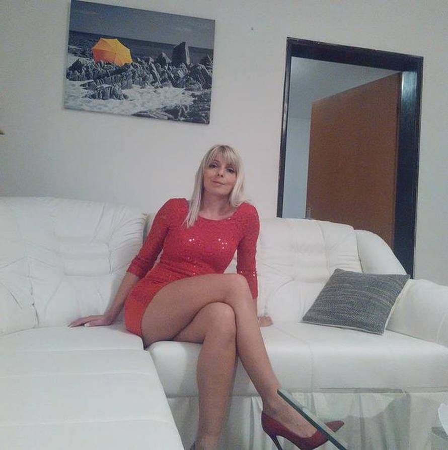 Procurile su fotke gole Pauline: 'Prijavila sam bivšeg policiji...'