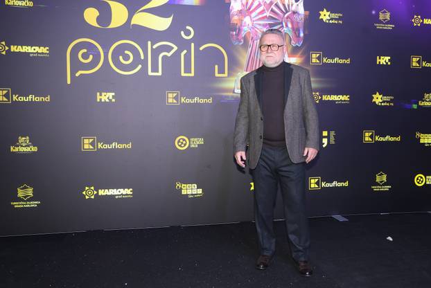 Karlovac: Dolazak uzvanika na 32. dodjelu glazbenih nagrada Porin