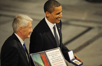 Obama u rat poslao 30.000 ljudi, dali mu Nobela za mir