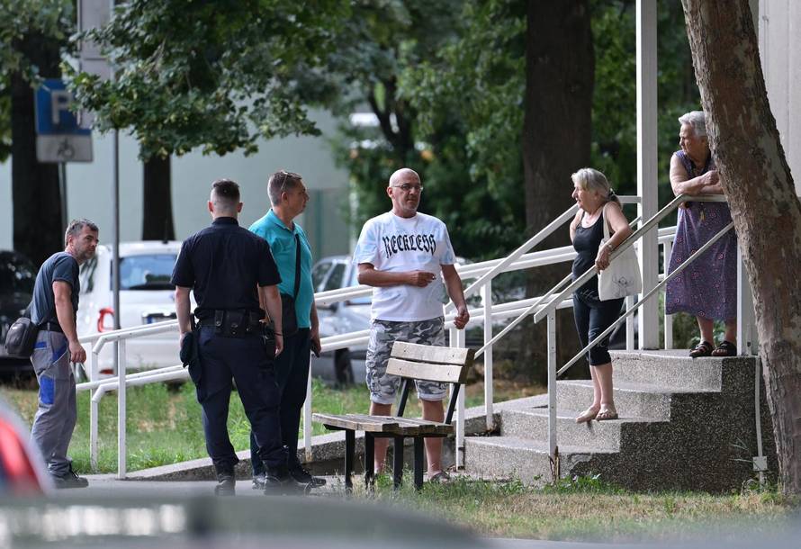 Zagreb: Čovjeks bombom kod osnovne škole, policija zatvorila okolne ulice