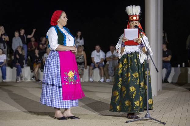 Vinkovci: Etno frizure svijeta na Vinkovačkim jesenima