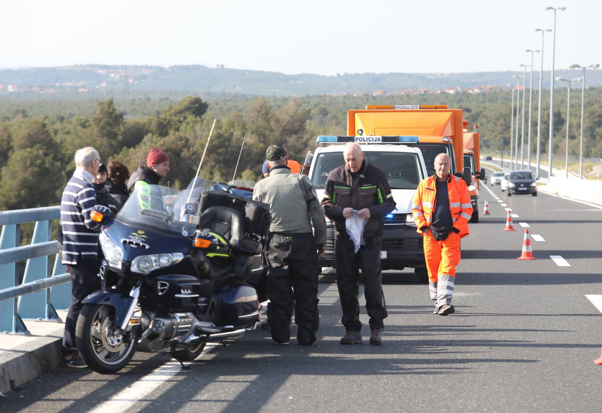 Motor se srušio na autocesti iznad Skradina