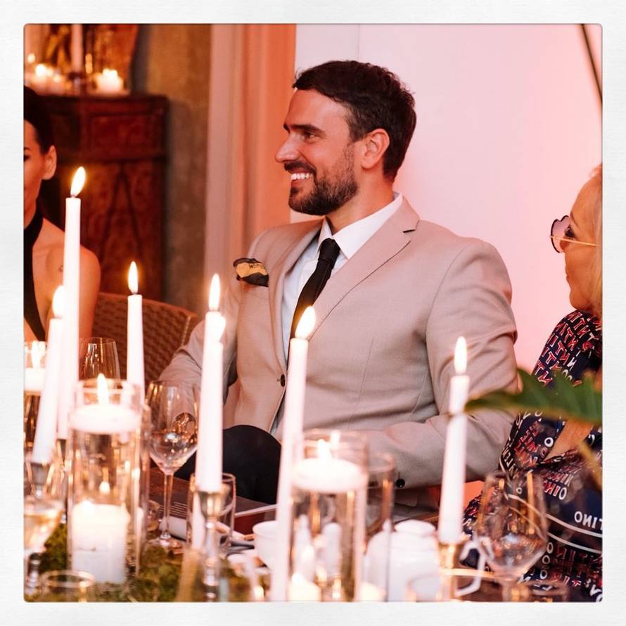 Albina očarala stilom: Evo koja dva umjetnika su za to zaslužna