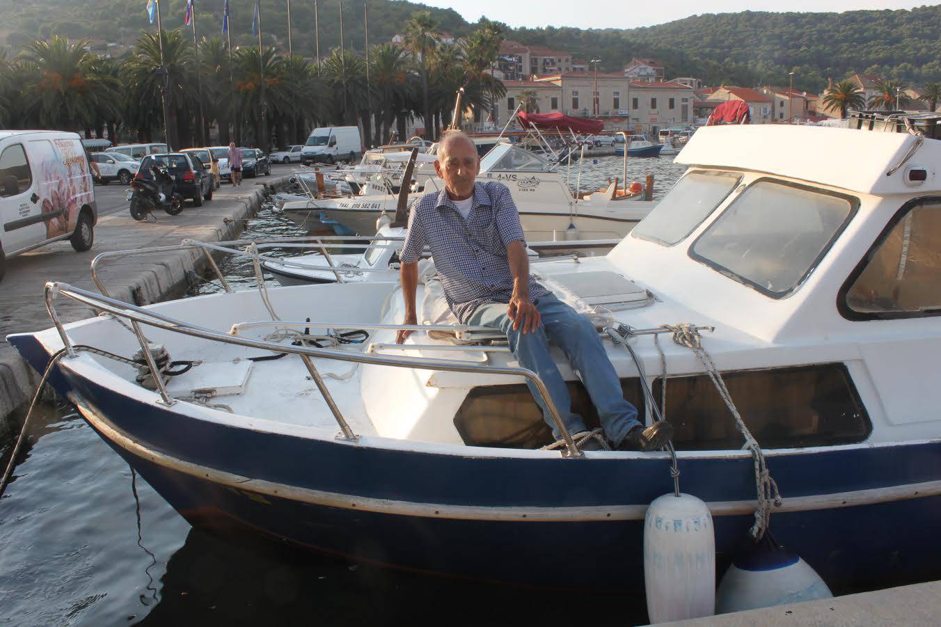 Ribar Stipe Lukšić (78): Ribe su nam same uskakale u čamac