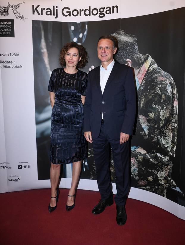 Zagreb: Poznati na premijeri drame Kralj Gordogan