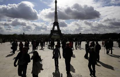 Eiffelov toranj drži prvo mjesto najskupljih spomenika Europe