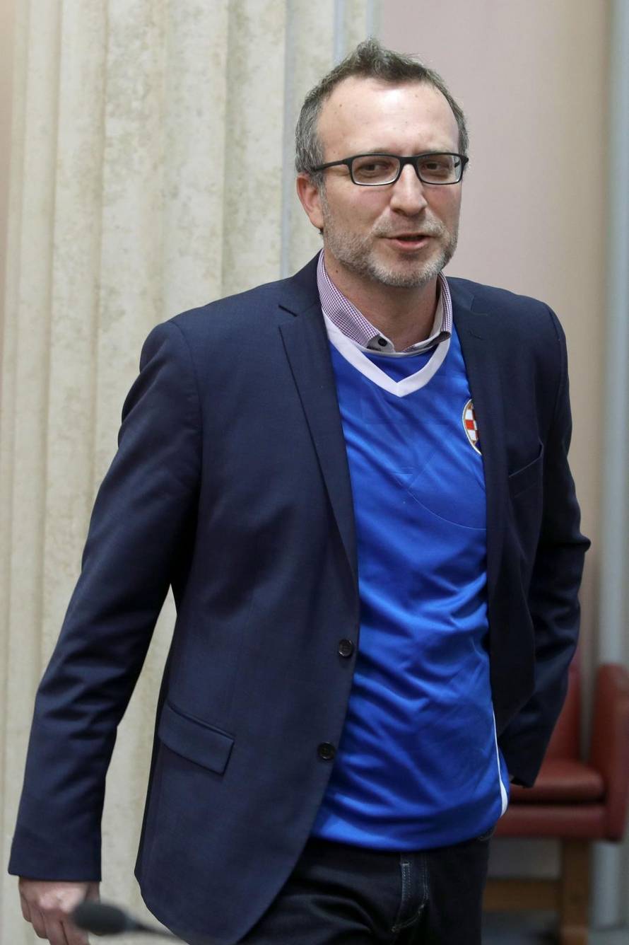 Zagreb: Marko Sladoljev u Sabor stigao u dresu GNK Dinamo