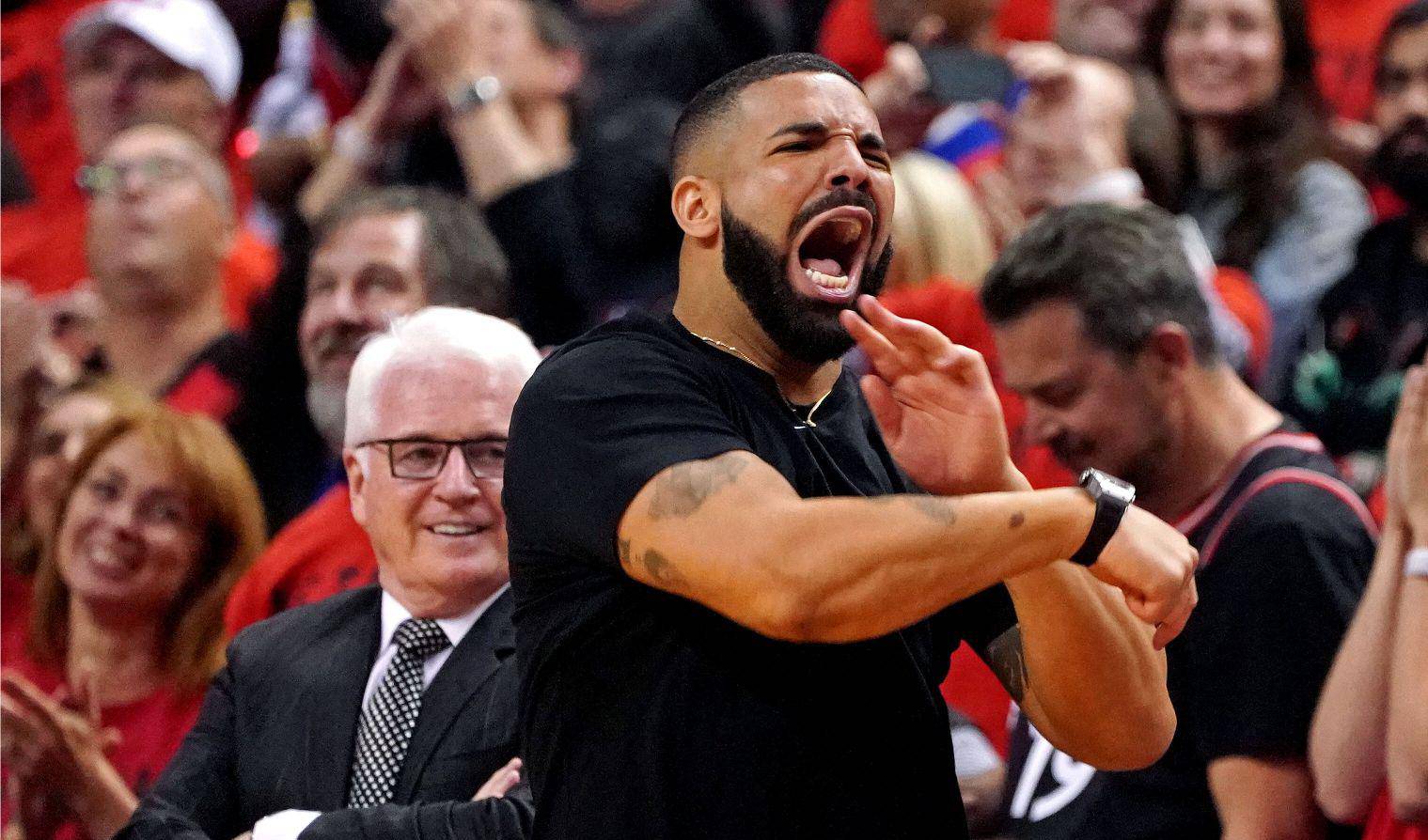Reper Drake je zbog Barcelone izgubio oko 6,5 milijuna kuna