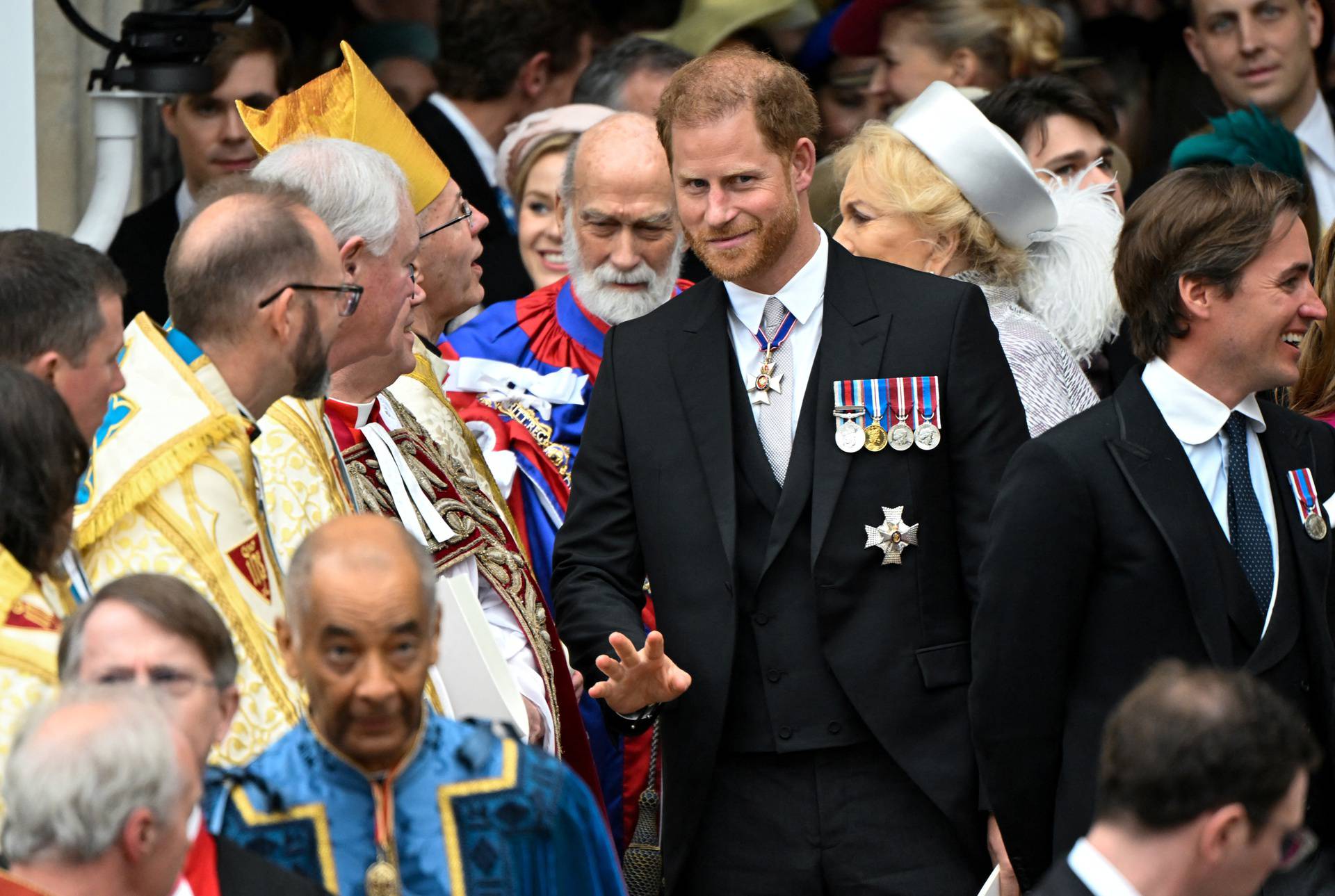 Princ Harry odmah nakon krunidbe napustio je London