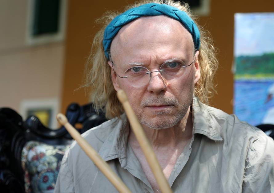 Danju je kipar, a noću bubnjar! Boris Leiner: 'Volim portrete jer je upravo na licu ispisan život'