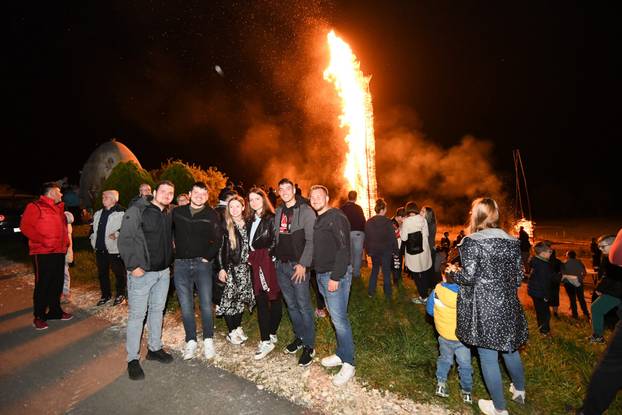 Popovec Kalnički: Paljenje najveće vuzmice u potkalničkim mjestima