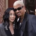 Cher ne krije ljubav s 40 godina mlađim dečkom: 'Zaljubljena sam. Ljubimo se kao tinejdžeri'