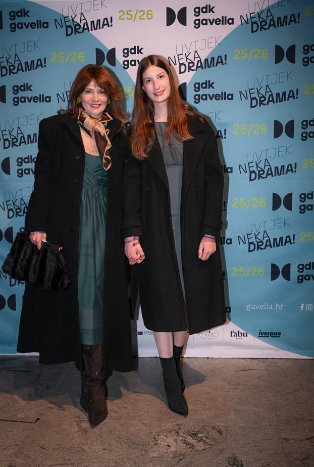 Zagreb: Poznati na premijeri predstave "Carmina Burana" 