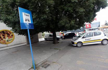 Zadar: Taksist je ošamario kolegu i 'zaradio' prijavu