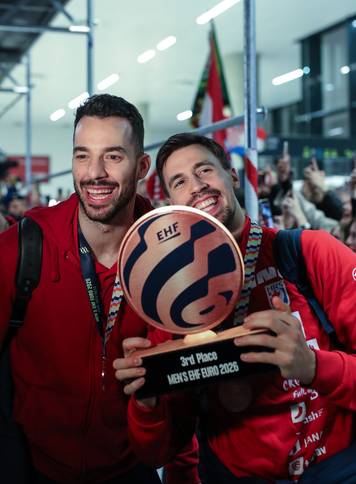 Do&ccaron;ek bron&ccaron;anih rukometa&scaron;a u Zra&ccaron;noj luci Franjo Tu&dstrok;man