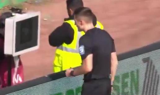 VIDEO K-VAR u njema&ccaron;koj ligi: Sudac gledao penal, kad ono...