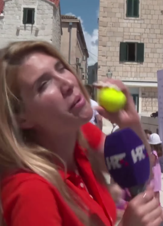 Mirtu Šurjak pogodili teniskom lopticom na snimanju, a ona im poručila: Ovo ste mi namjerno...