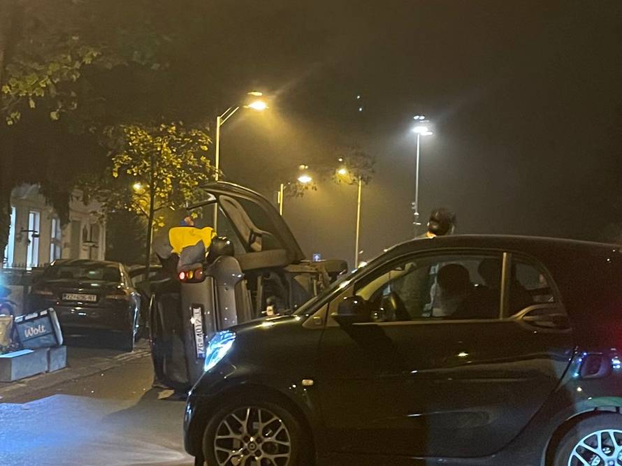 Ne baš Smart: Tinejdžer (19)  u Zagrebu prošao na čisto crveno