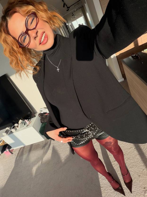 FOTO Najpoznatija Hrvatica na TikToku zaručila se za srpskog košarkaša. Pogledajte reakciju