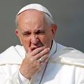 Papa Franjo je zapeo u liftu: Morali ga osloboditi vatrogasci