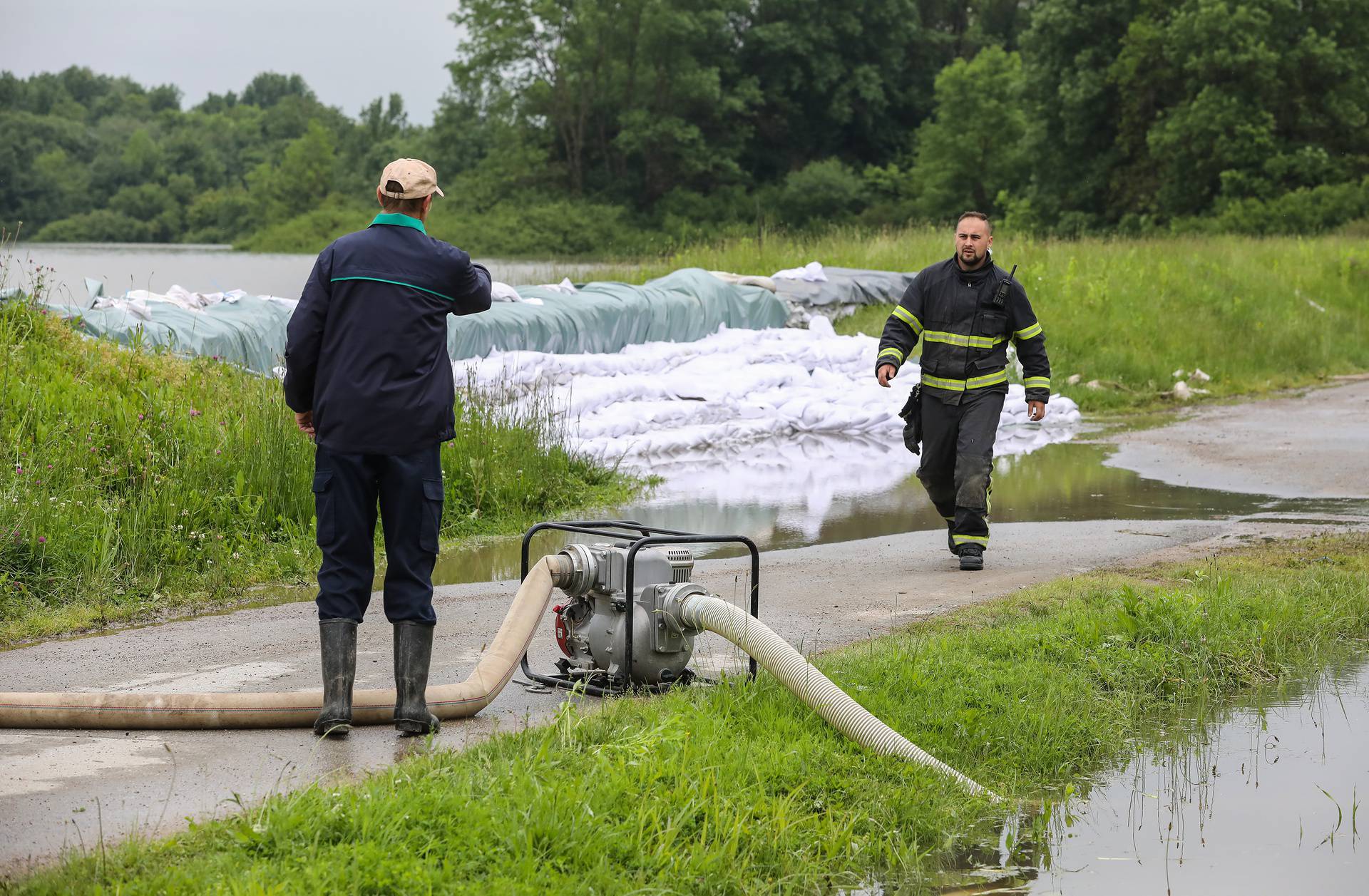 Stanovnici sela Letovanić i okolice pripremaju se za obranu od poplave