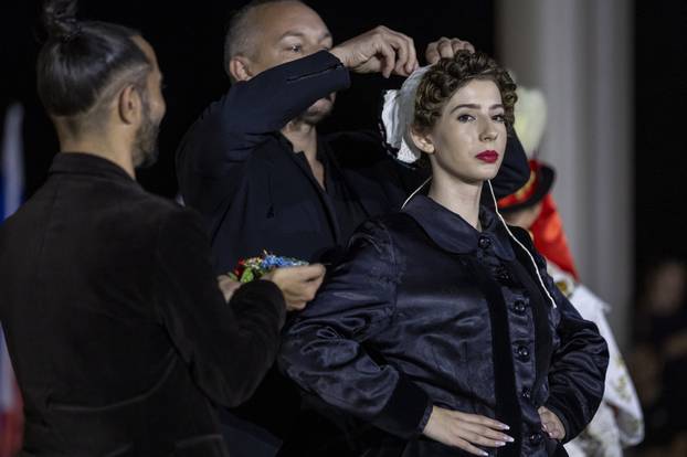 Vinkovci: Etno frizure svijeta na Vinkovačkim jesenima