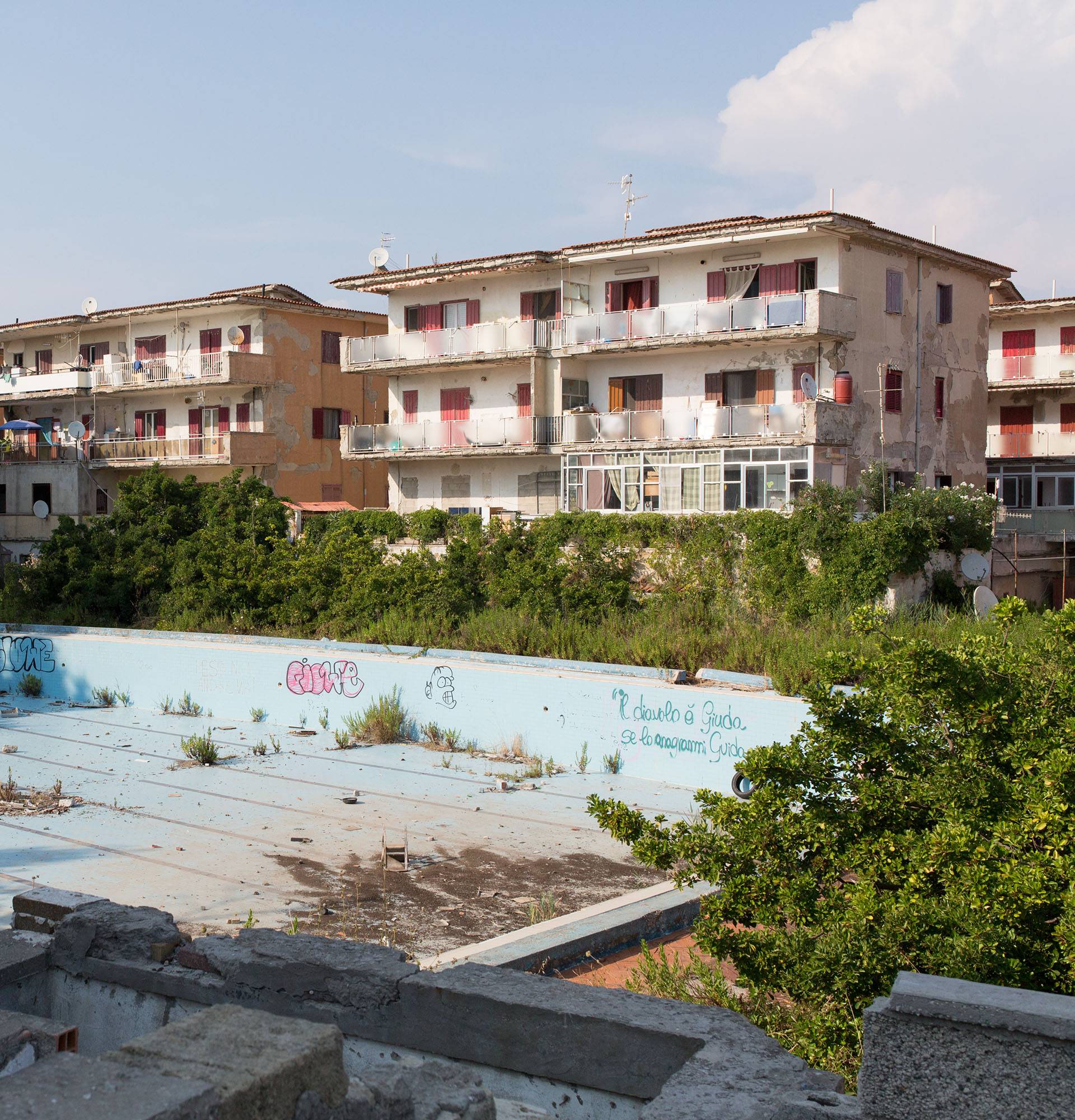 There are about 30,000 abandoned rooms in the former middle-class holiday destination, Castel Volturno, Italy. Photo Taken on August 7, 2018. Thomson Reuters Foundation / Valerio Muscella