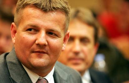 Kirinu se digla plaća. Ovo su top biseri bivšeg jubito ministra...