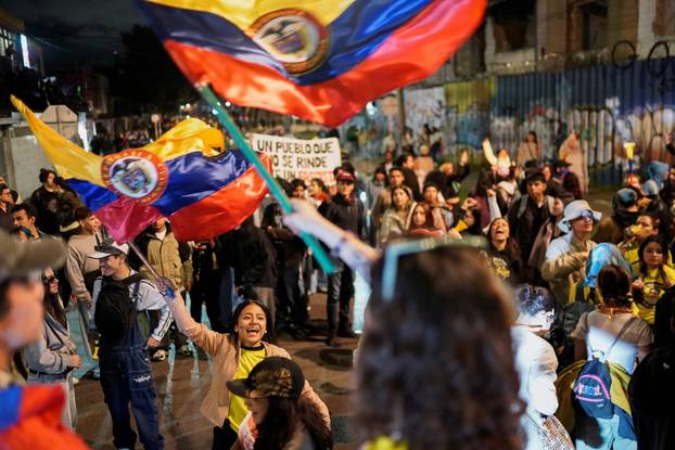 Colombians go to polls to vote in the presidential election