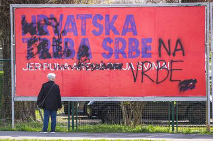 Zagreb: Uništen plakat SDSS-a
