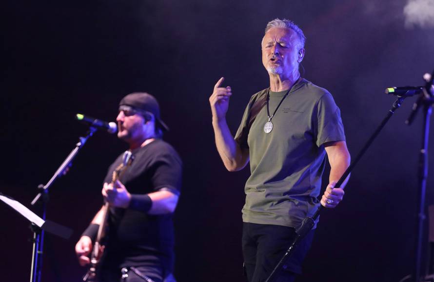 Dugopolje: Thompson održao koncert na prepunom stadionu Hrvatskih vitezova