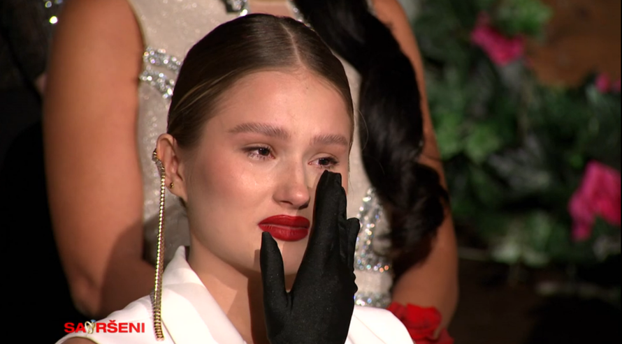 Cure su u showu plakale zbog Brune, a gledateljstvo ljutito: 'Bolje da je ispao Toni nego ona'