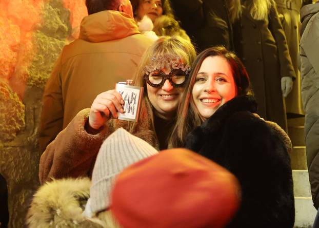 Šibenik:  Britanski trip-hop bend Morcheeba uveo je šibencane i njihove goste u novu 2026.godinu