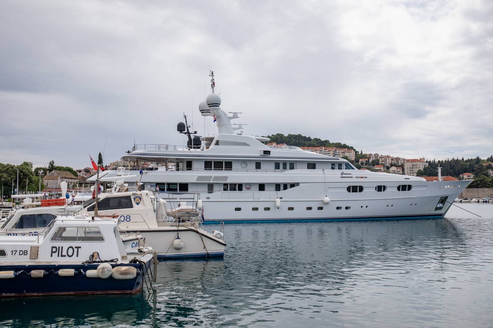 Dubrovnik: I ove godine luksuzne jahte u Gružu, čak i jahta Patara Bernieja Ecclestonea