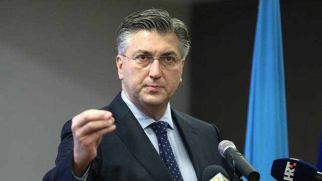 Trakošćan: Premijer Plenković na obilježavanju 20. godišnjice rada Udruge 100%-tnih HRVI I. skupine
