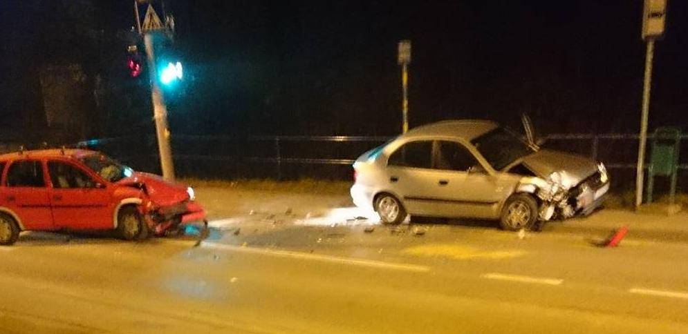 Sudar u Zagrebu: Izašao je iz dvorišta i naletio na drugi auto