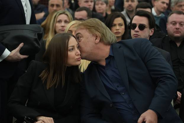 Beograd: Komemeoracija za osniva&ccaron;a i kreativnog direktora Grand produkcije Sa&scaron;u Popovi&cacute;a