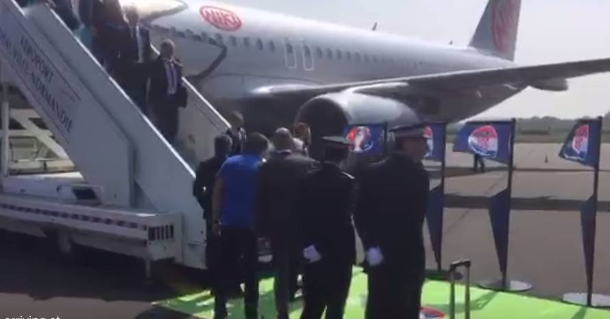 Vatreni stigli u francusku bazu: Došli smo ovdje ponoviti 1998.