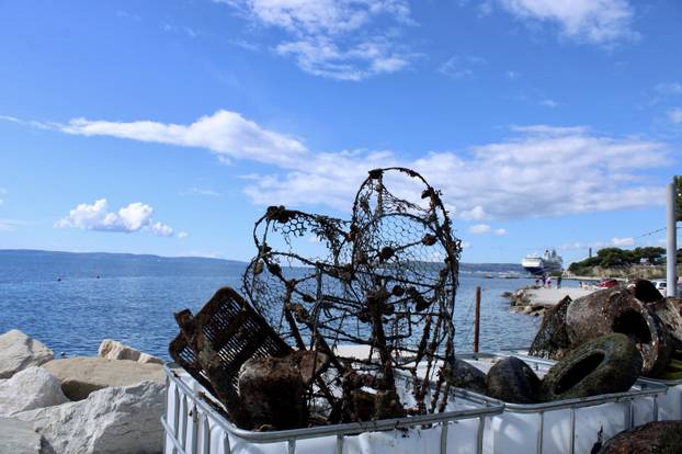 FOTO Pogledajte što su ronioci izvukli iz mora na eko akciji u Splitu: Sve je puno smeća...