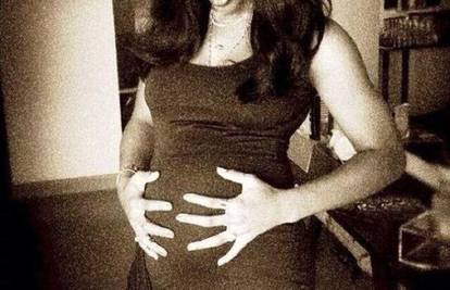 Kelly Rowland slučajno otkrila spol djeteta: Rodit će dječaka