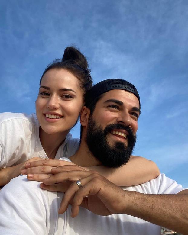 FOTO Zbog Bali-bega fanovi bojkotirali televiziju. Pogledajte kako danas izgleda...